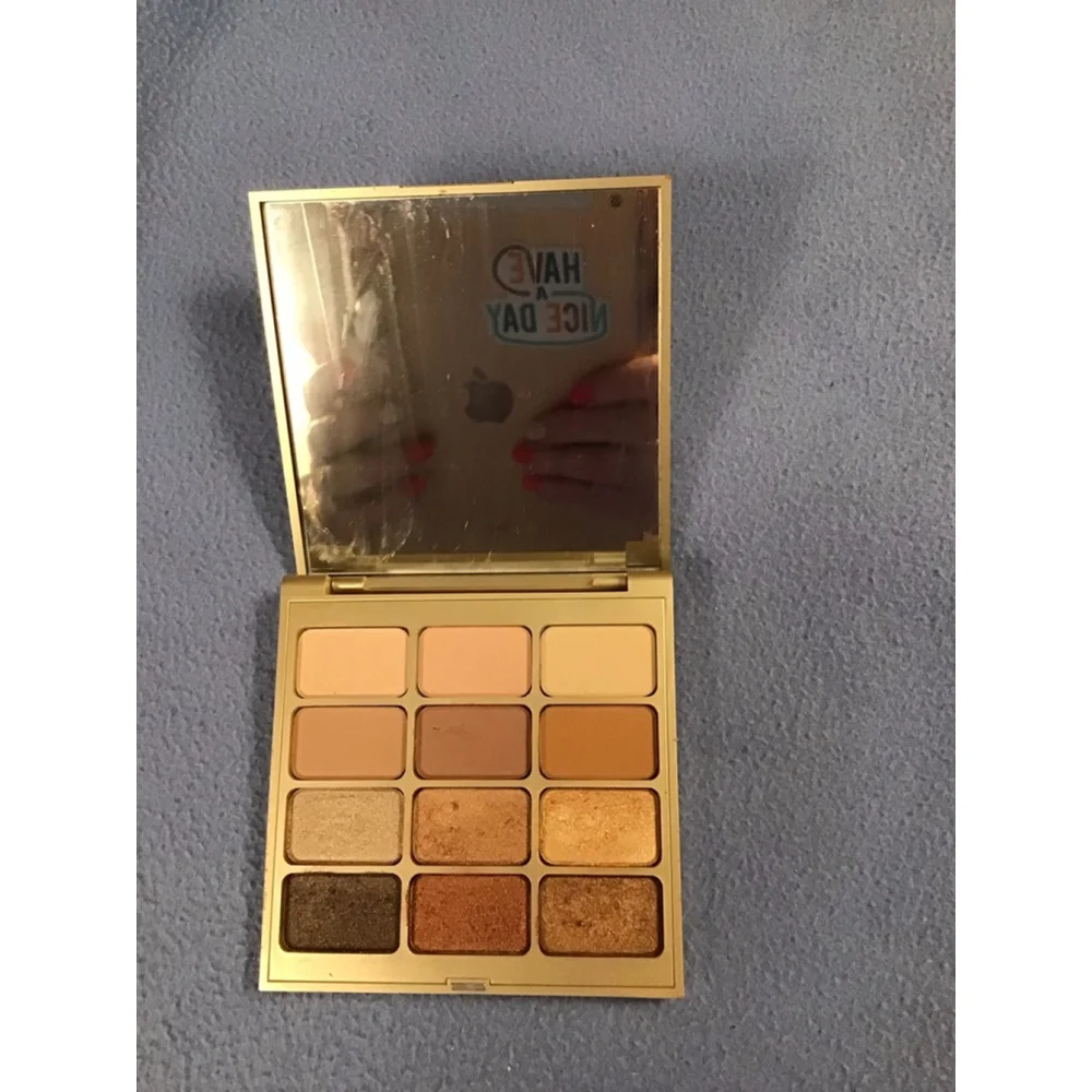 Stila Matte 'N Metal Eyeshadow Palette Gold Nude Brown NEW
